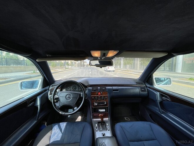 Mercedes E 230 1996, 370,000 km - 2.3 l - Bakı