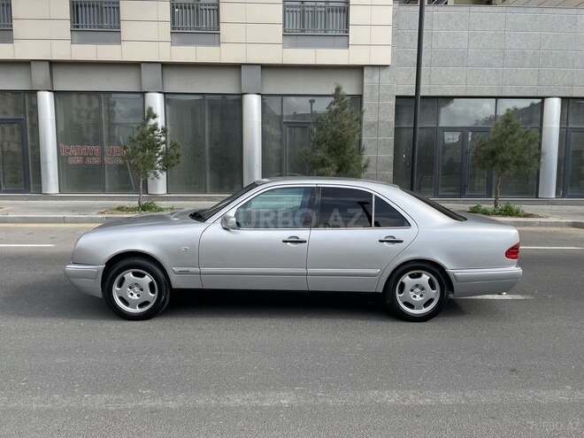 Mercedes E 230 1996, 370,000 km - 2.3 l - Bakı