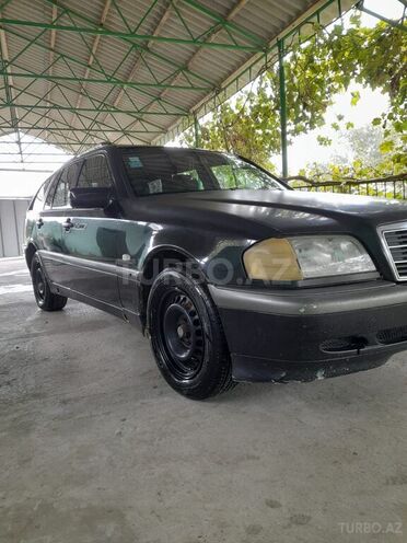 Mercedes C 180 1999, 263,000 km - 1.8 l - Salyan