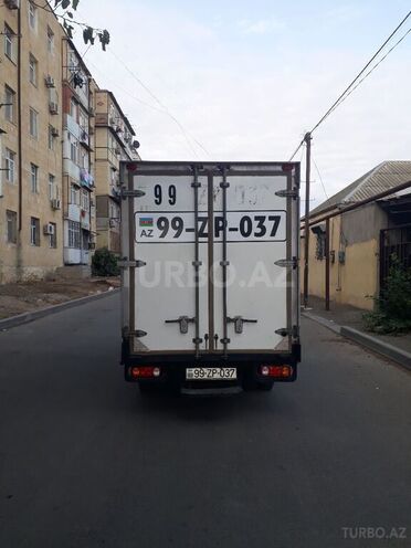 Hyundai H 100 2011, 299,800 km - 2.7 l - Bakı