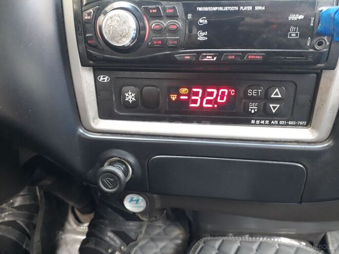 Hyundai H 100 2011, 299,800 km - 2.7 l - Bakı