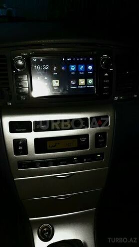 Toyota Corolla 2006, 174,500 km - 1.4 л - Bakı
