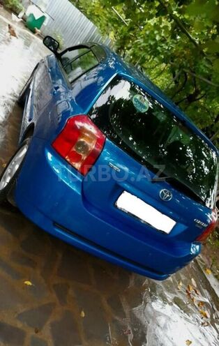 Toyota Corolla 2006, 174,500 km - 1.4 л - Bakı