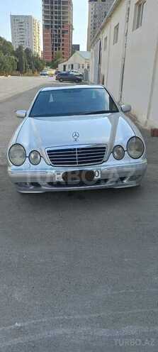 Mercedes E 220 2001, 500,000 km - 2.2 l - Bakı