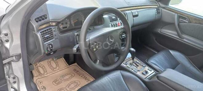 Mercedes E 220 2001, 500,000 km - 2.2 l - Bakı