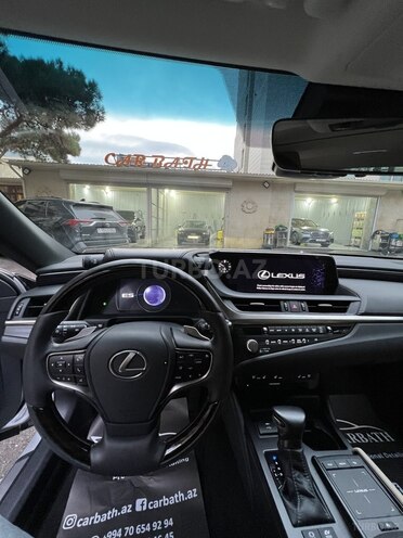 Lexus ES 300h 2021, 16,000 km - 2.5 l - Bakı