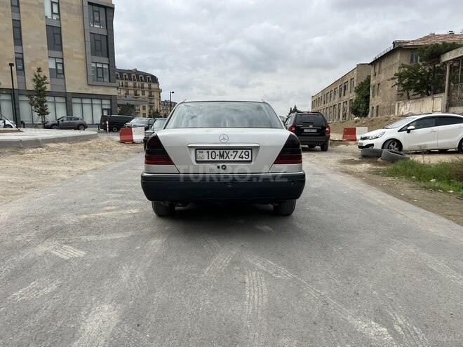 Mercedes C 220 1994, 525,421 km - 2.2 l - Bakı