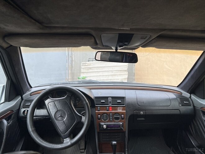Mercedes C 220 1994, 525,421 km - 2.2 l - Bakı