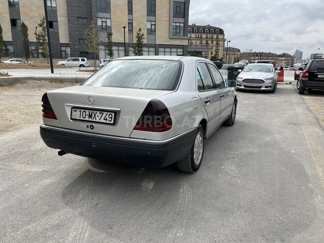 Mercedes C 220 1994, 525,421 km - 2.2 l - Bakı