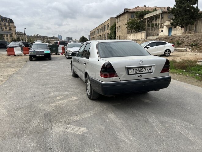 Mercedes C 220 1994, 525,421 km - 2.2 l - Bakı