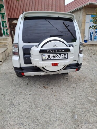 Mitsubishi Pajero 2008, 293,000 km - 3.0 l - Şamaxı