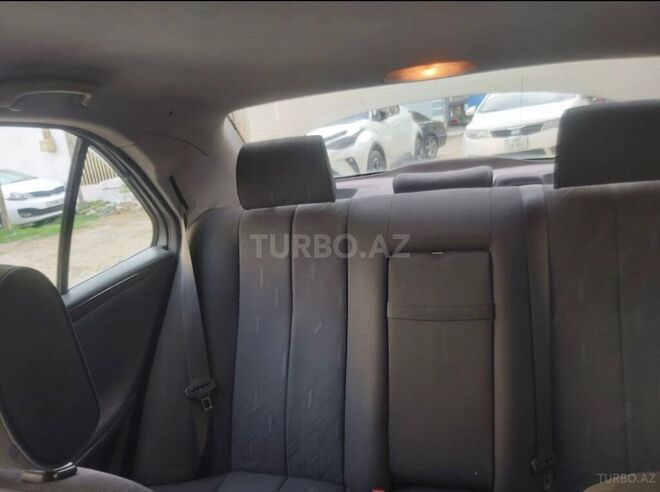 Mercedes E 270 2001, 380,000 km - 2.7 l - Bakı