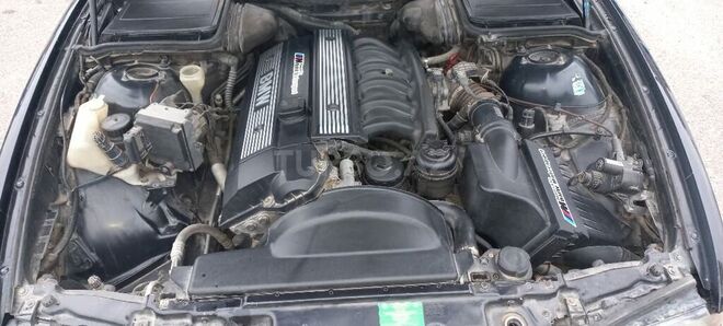 BMW 528 1995, 300,000 km - 2.8 l - Sumqayıt