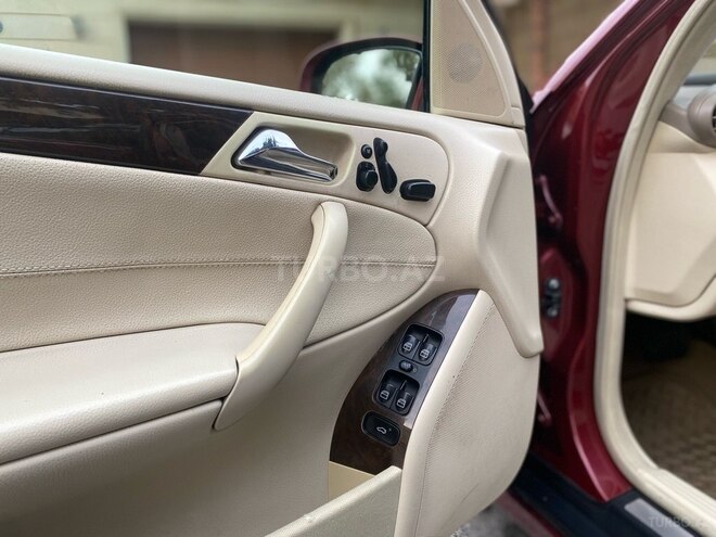 Mercedes C 240 2004, 269,000 km - 2.6 l - Bakı