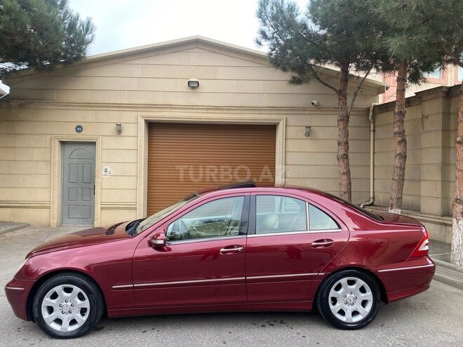 Mercedes C 240 2004, 269,000 km - 2.6 l - Bakı