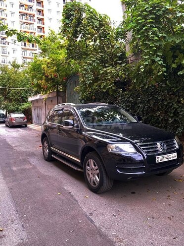 Volkswagen Touareg 2006, 220,000 km - 3.2 l - Bakı