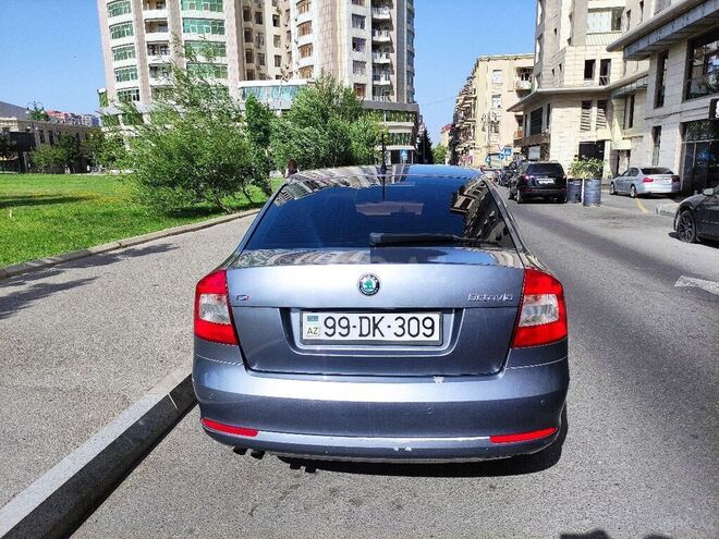 Skoda Octavia 2012, 209,000 km - 1.8 l - Bakı