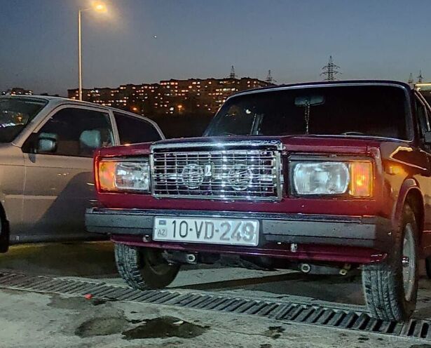 LADA (VAZ) 2107 2001, 190,000 km - 1.6 l - Bakı