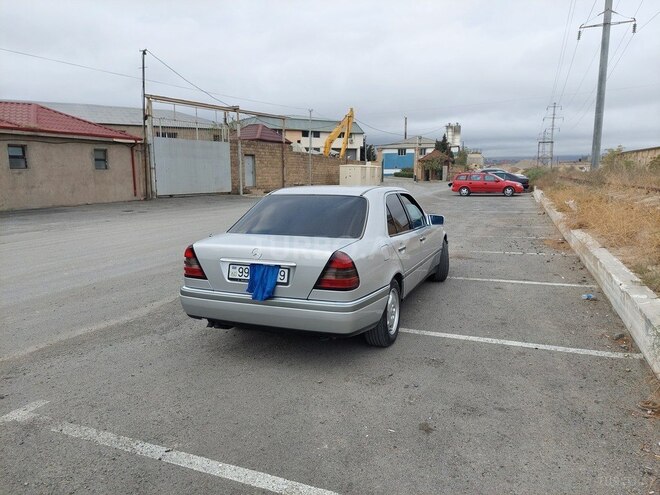 Mercedes C 200 1995, 380,000 km - 2.0 l - Bakı