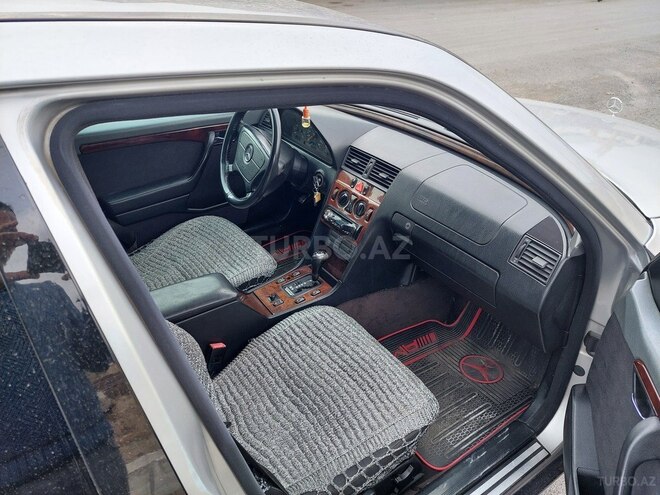 Mercedes C 200 1995, 380,000 km - 2.0 l - Bakı