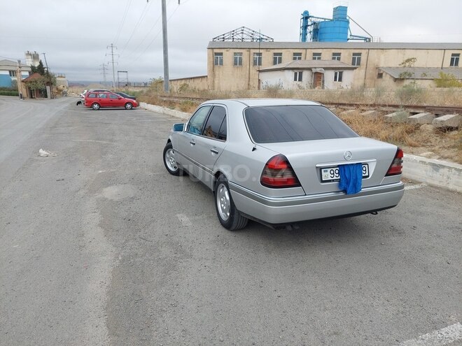 Mercedes C 200 1995, 380,000 km - 2.0 l - Bakı