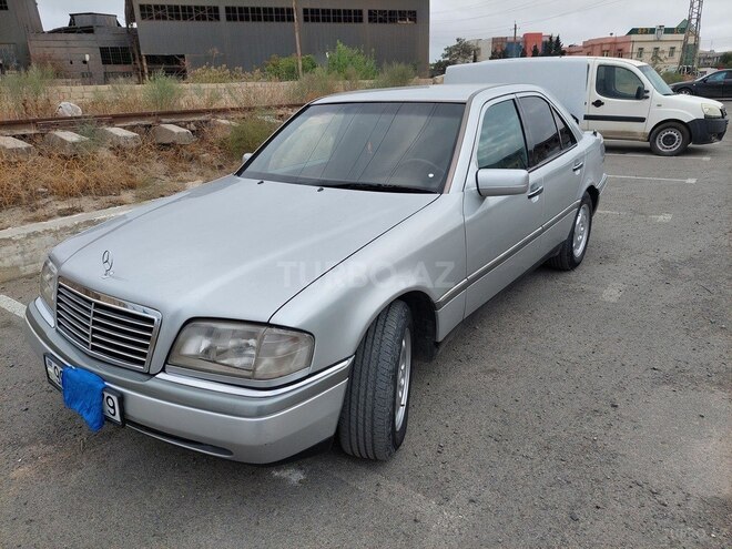 Mercedes C 200 1995, 380,000 km - 2.0 l - Bakı