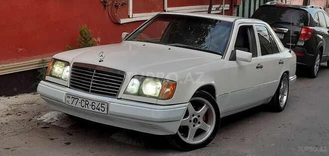 Mercedes E 220 1994, 468,000 km - 2.2 l - Bakı