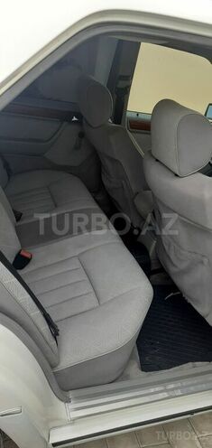 Mercedes E 220 1994, 468,000 km - 2.2 l - Bakı