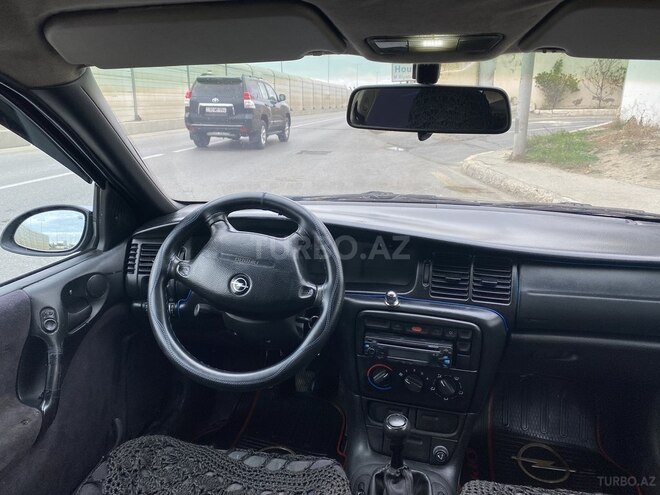 Opel Vectra 1997, 285,000 km - 1.6 l - Bakı