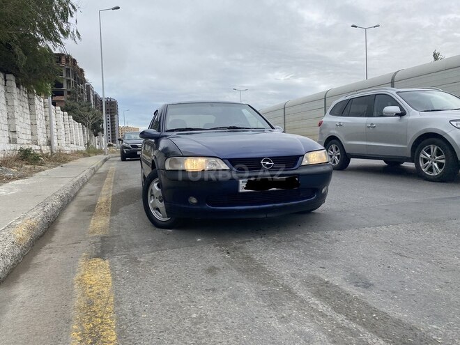 Opel Vectra 1997, 285,000 km - 1.6 l - Bakı