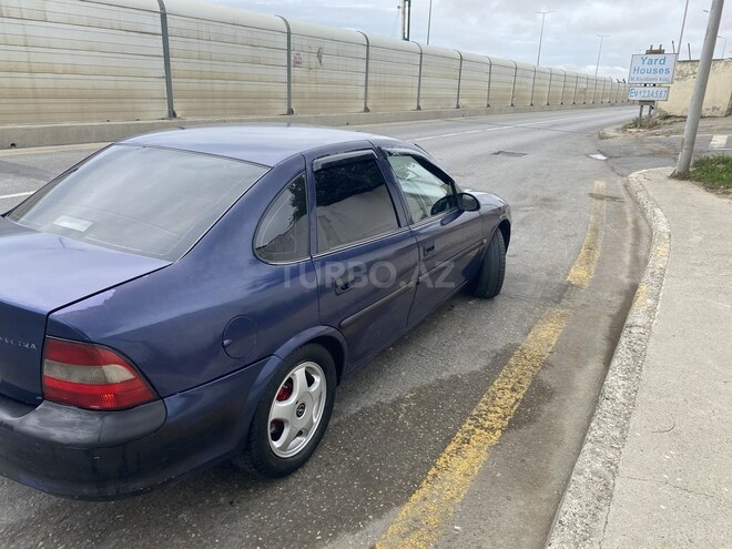 Opel Vectra 1997, 285,000 km - 1.6 l - Bakı