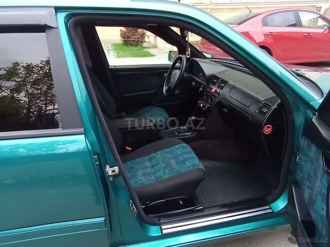 Mercedes C 200 1997, 227,077 km - 2.0 l - Sumqayıt