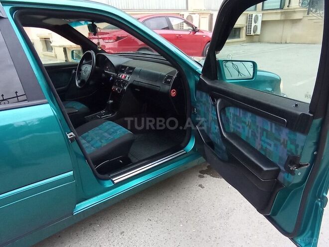 Mercedes C 200 1997, 227,077 km - 2.0 l - Sumqayıt