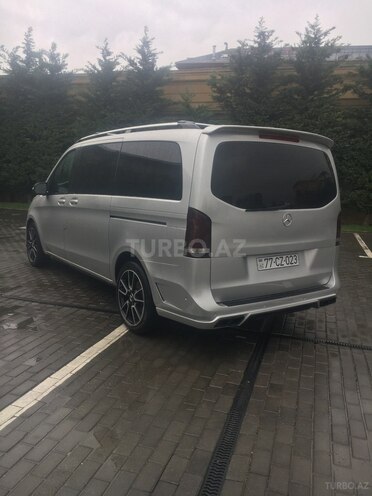 Mercedes V 220 2014, 250,000 km - 2.1 l - Bakı