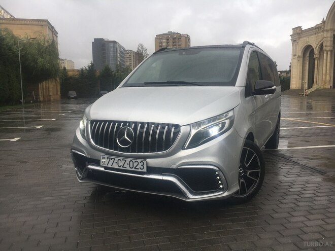 Mercedes V 220 2014, 250,000 km - 2.1 l - Bakı