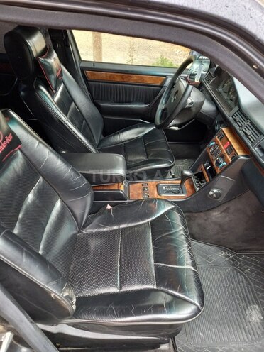 Mercedes E 250 1992, 476,682 km - 2.5 l - Bakı