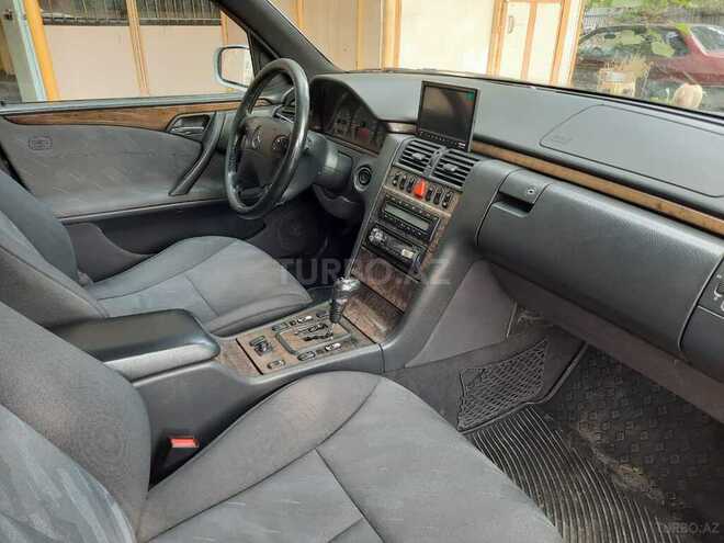 Mercedes E 240 1999, 270,000 km - 2.4 l - Şəmkir