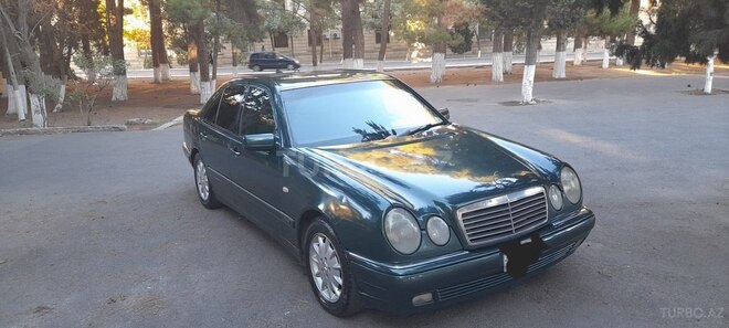 Mercedes E 220 1998, 560,000 km - 2.2 l - Sumqayıt