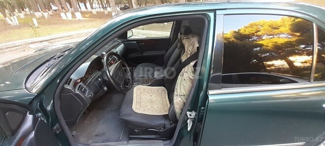 Mercedes E 220 1998, 560,000 km - 2.2 l - Sumqayıt