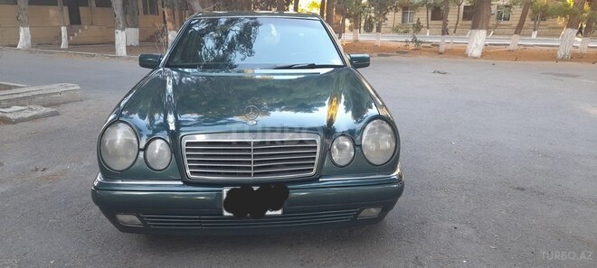 Mercedes E 220 1998, 560,000 km - 2.2 l - Sumqayıt