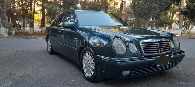 Mercedes E 220 1998, 560,000 km - 2.2 l - Sumqayıt