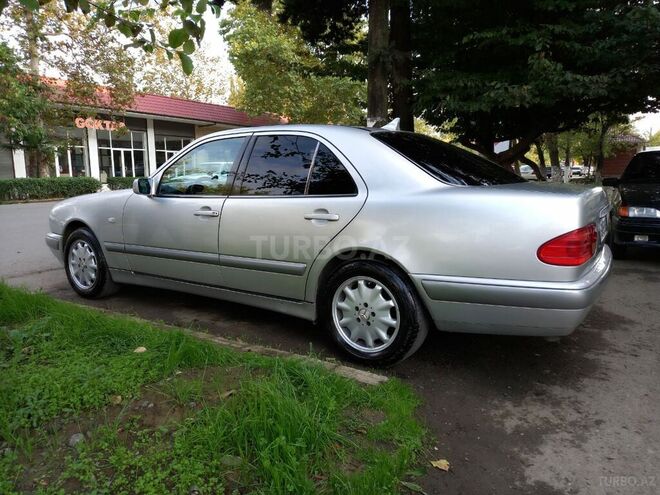 Mercedes E 230 1997, 432,000 km - 2.3 l - Lənkəran