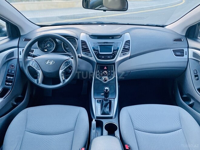 Hyundai Elantra 2015, 90,000 km - 1.8 l - Bakı