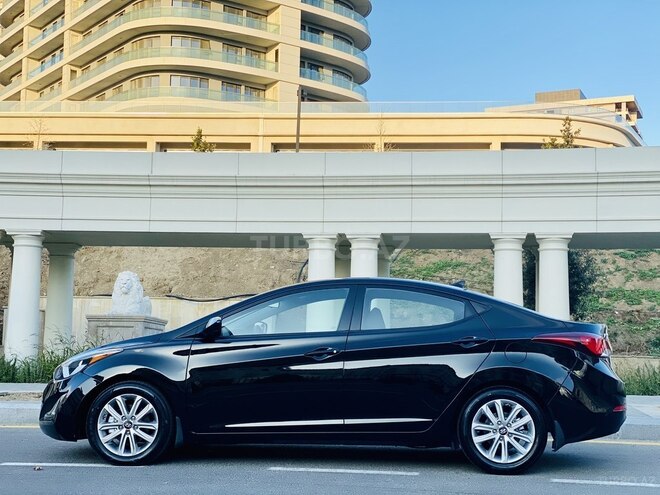 Hyundai Elantra 2015, 90,000 km - 1.8 l - Bakı