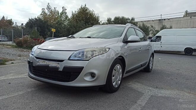 Renault Megane 2010, 299,000 km - 1.5 l - Bakı