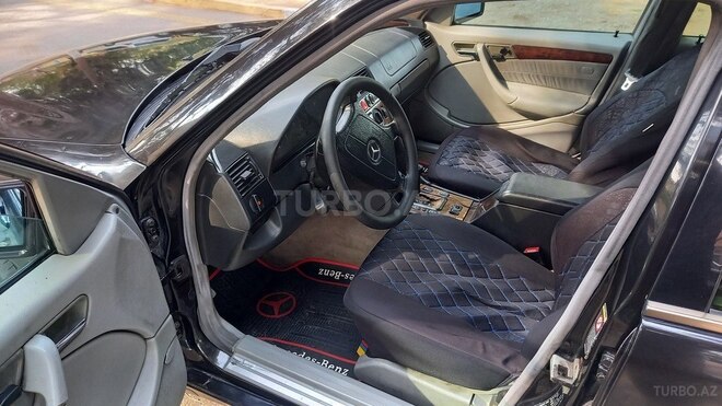 Mercedes C 230 1999, 200,000 km - 2.3 l - Sumqayıt