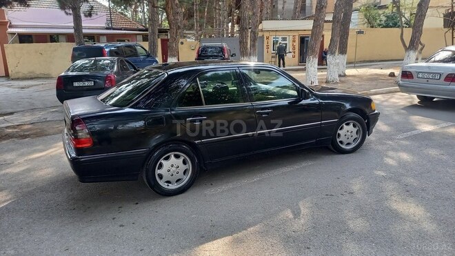 Mercedes C 230 1999, 200,000 km - 2.3 l - Sumqayıt