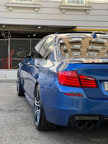 BMW M5 2012, 110,000 km - 4.4 l - Bakı