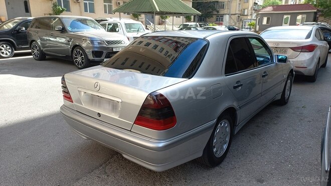 Mercedes C 240 1998, 300,000 km - 2.4 l - Bakı