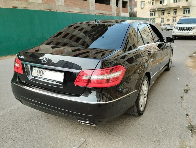 Mercedes E 200 2012, 138,500 km - 1.8 л - Bakı